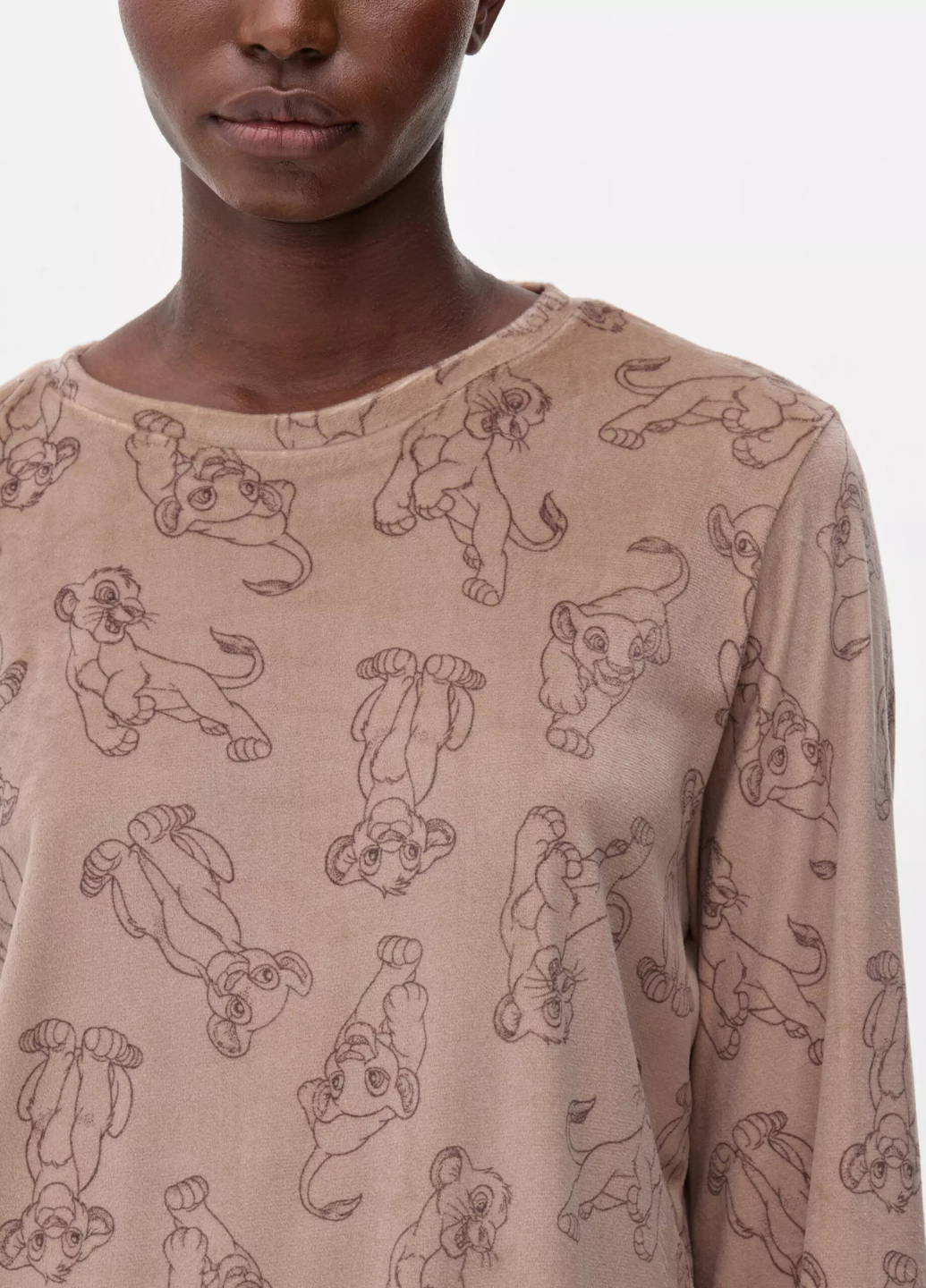 Свитшот плюшевый PRIMARK Disney’s The Lion King M Коричневый (8343) - фото 3 Свитшот плюшевый PRIMARK Disney’s The Lion King M Коричневый (8343) - фото 3