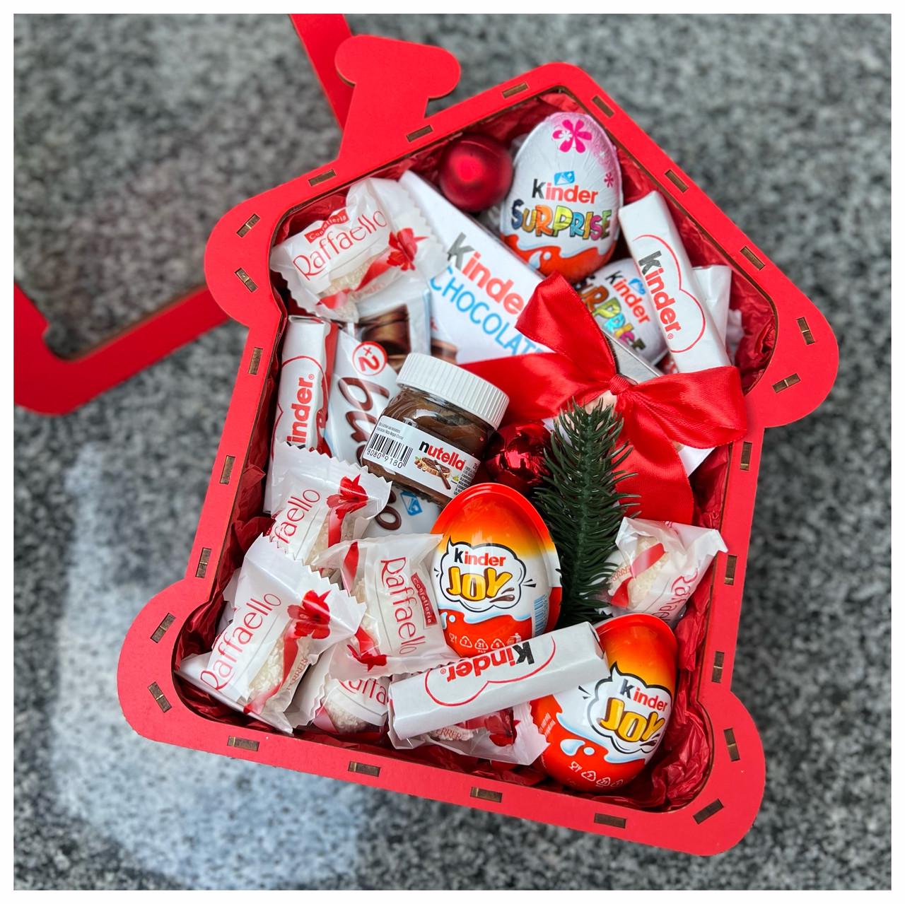 Подарунковий бокс з солодощами на день Святого Миколая та Новий рік (1994021635)