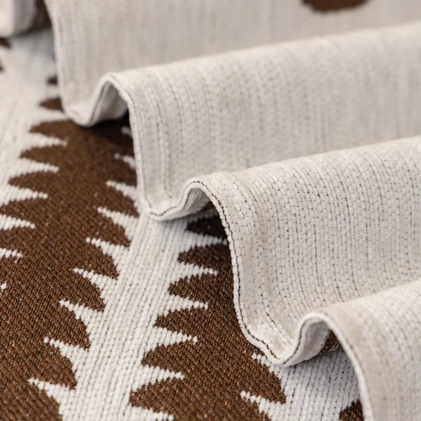 Плед покривало на диван та ліжко для м'яких меблів з візерунком 180х230 см Біло-коричневий - фото 5 Плед покривало на диван та ліжко для м'яких меблів з візерунком 180х230 см Біло-коричневий - фото 5
