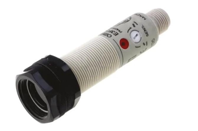 Фотодатчик Omron E3F2-DS30C4-M 2M - фото 1 Фотодатчик Omron E3F2-DS30C4-M 2M - фото 1