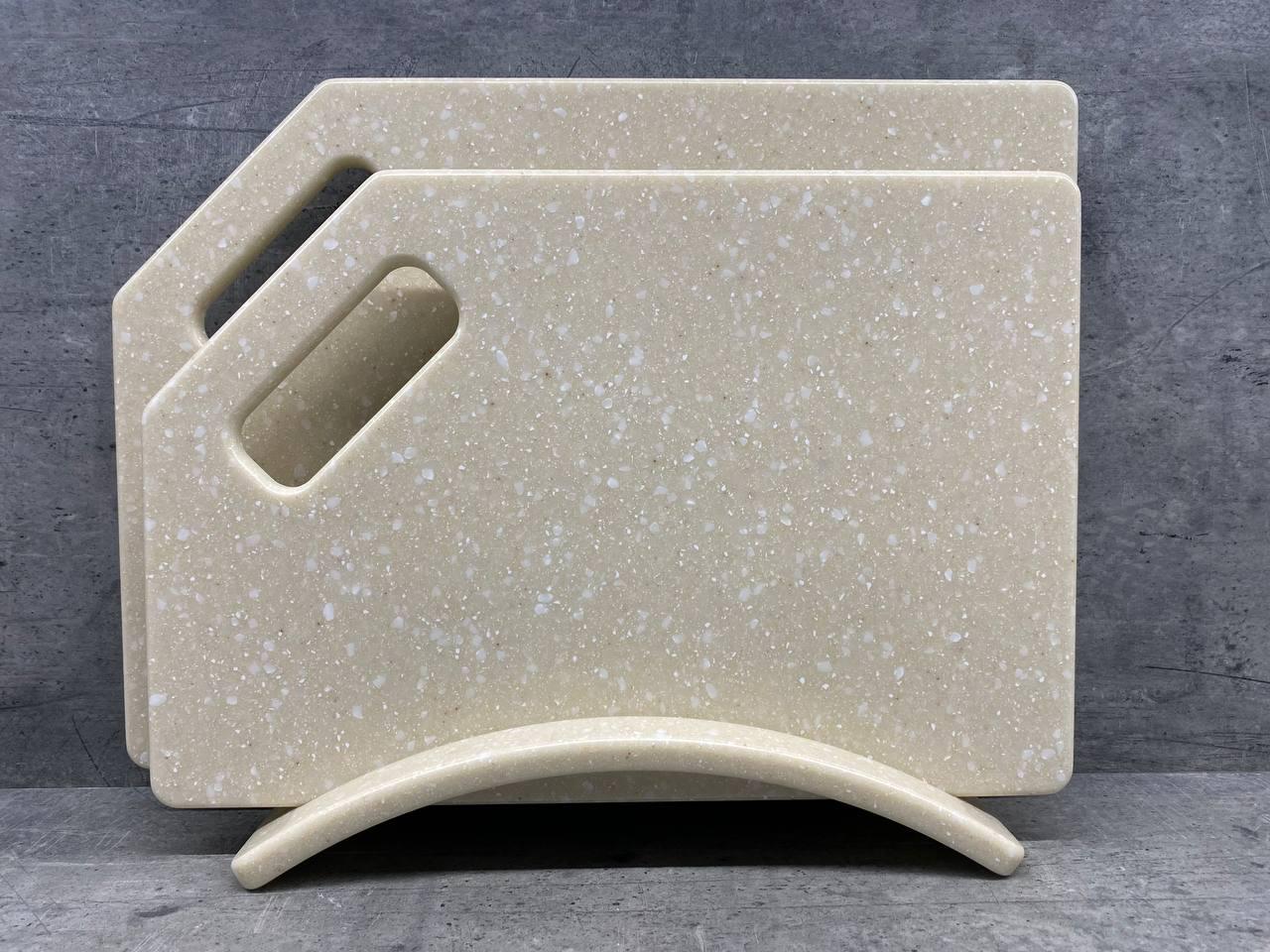 Набір дощок кухонних Nuts Crumble із штучного каменю на підставці 2 шт. (227) Набір дощок кухонних Nuts Crumble із штучного каменю на підставці 2 шт. (227)