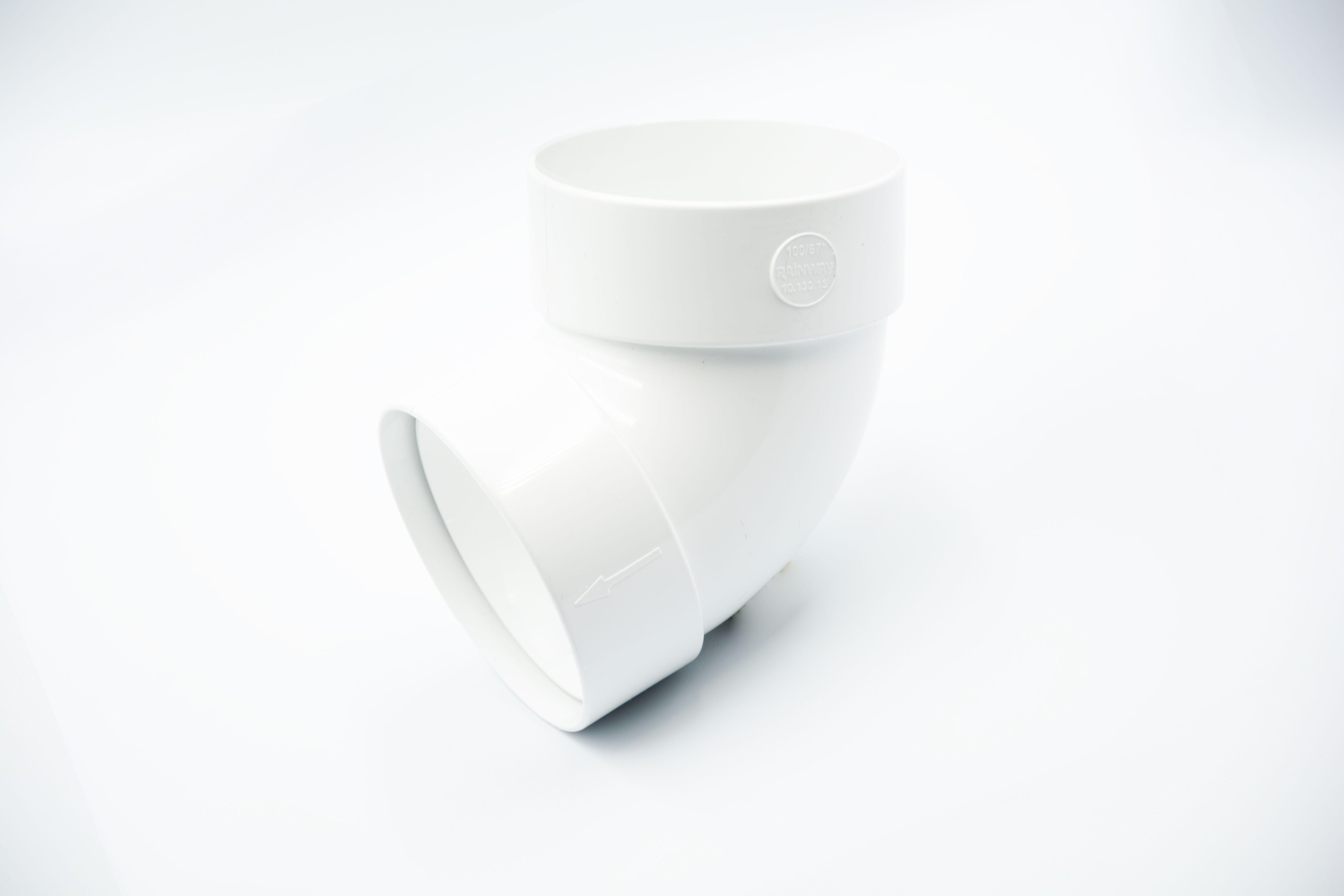 Відвід труби двухмуфтовий RAINWAY 67° D 100 мм RAL 9003 Білий (10.130.15.001.RW)