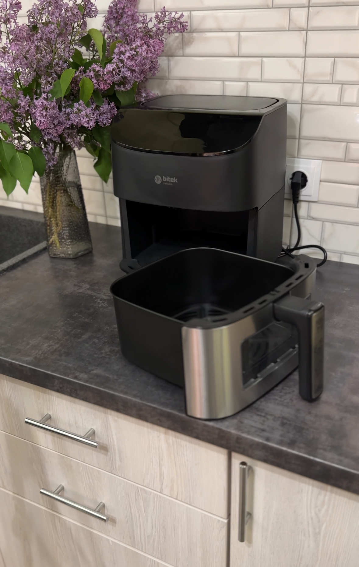 Мультипіч BITEK сенсорне управління/LED-дисплей 10 л 4200 Вт (BT-9501) - фото 6 Мультипіч BITEK сенсорне управління/LED-дисплей 10 л 4200 Вт (BT-9501) - фото 6