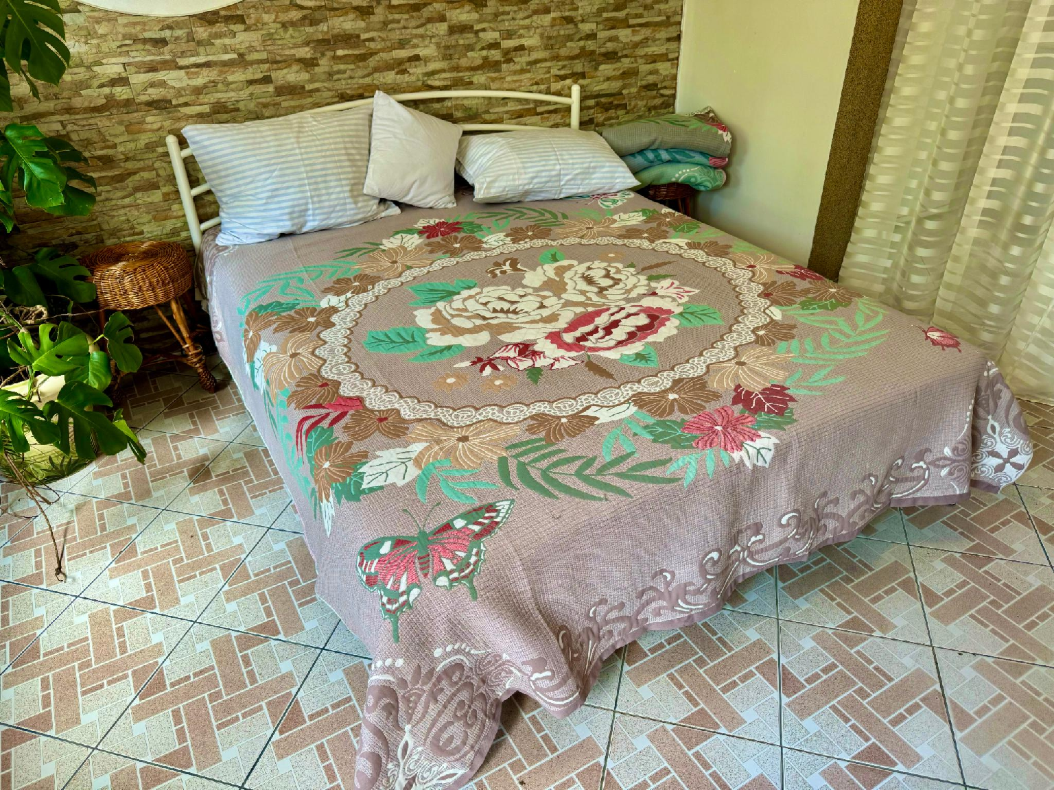 Простынь из льна евро Цветочки 230х200 см Коричневый (L5517-B/-230)