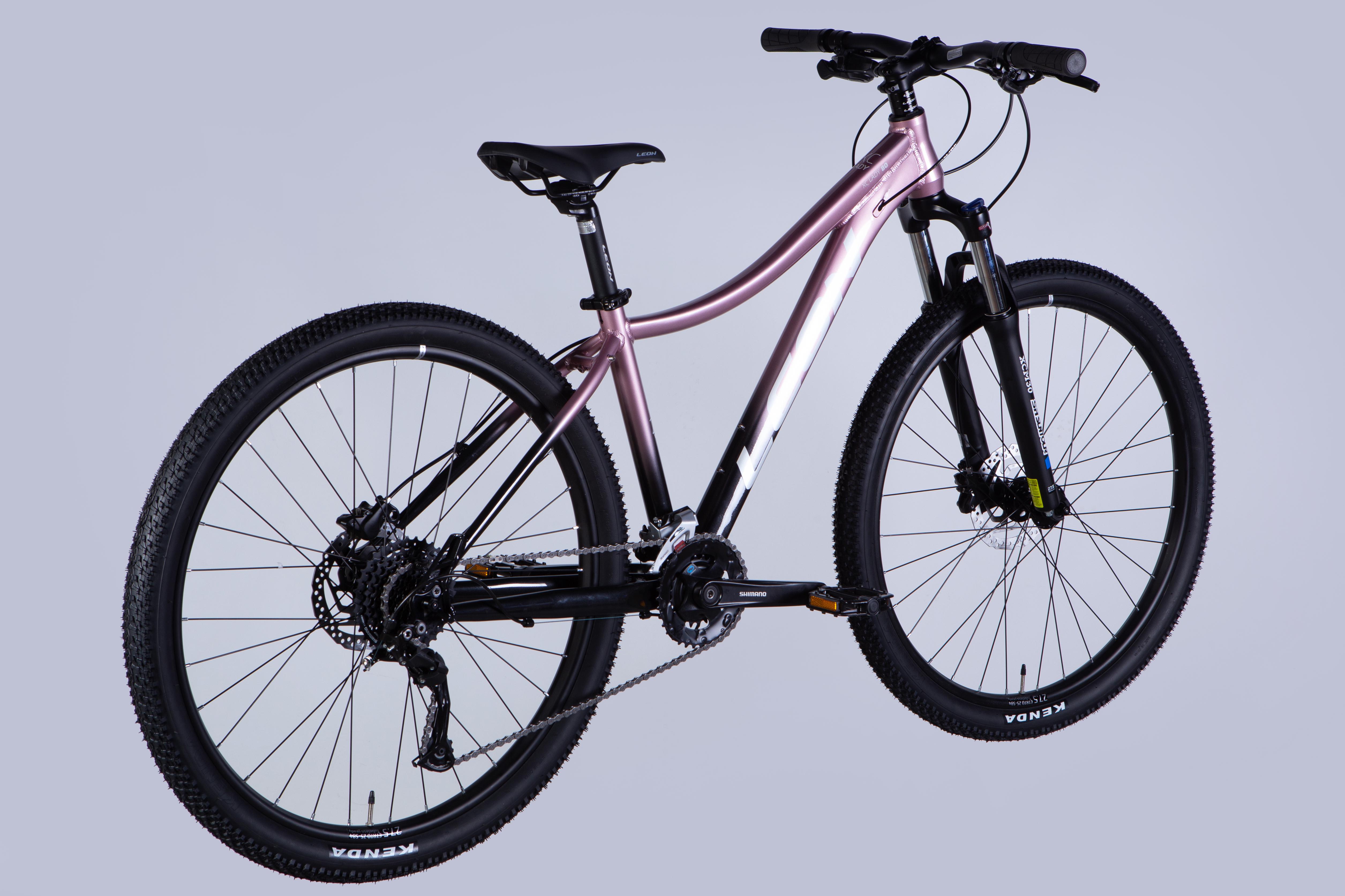 Велосипед Leon 2025 XC LADY 80 HDD AL 27,5" рама 16" Розовый с черным (OPS-LN-27,5-009) - фото 7 Велосипед Leon 2025 XC LADY 80 HDD AL 27,5" рама 16" Розовый с черным (OPS-LN-27,5-009) - фото 7