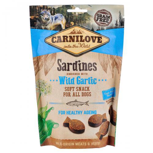 Лакомство Carnilove Dog Semi Moist для собак Сардина и чеснок 200 г