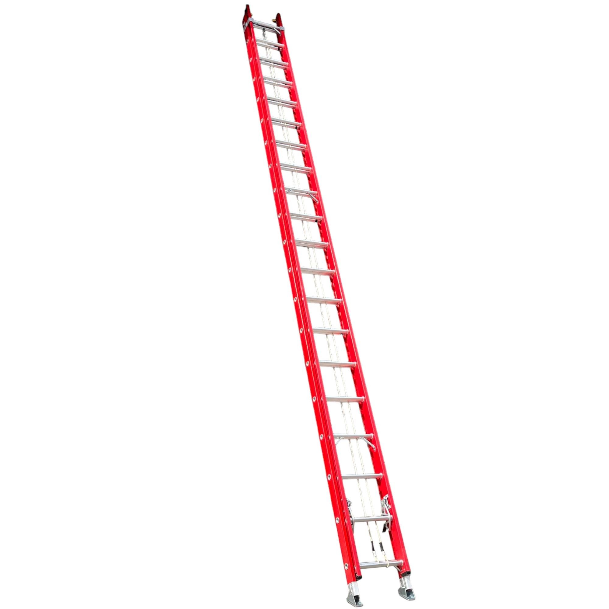 Лестница диэлектрическая 2х20 ступеней из стеклопластика раздвижная 11,9 м