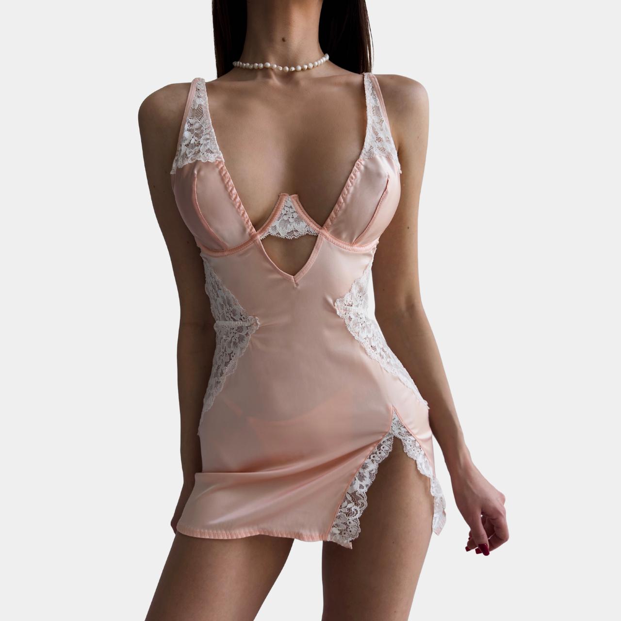 Пеньюар жіночий сатиновий з мереживом M Персиковий (718/23) - фото 2 Пеньюар жіночий сатиновий з мереживом M Персиковий (718/23) - фото 2