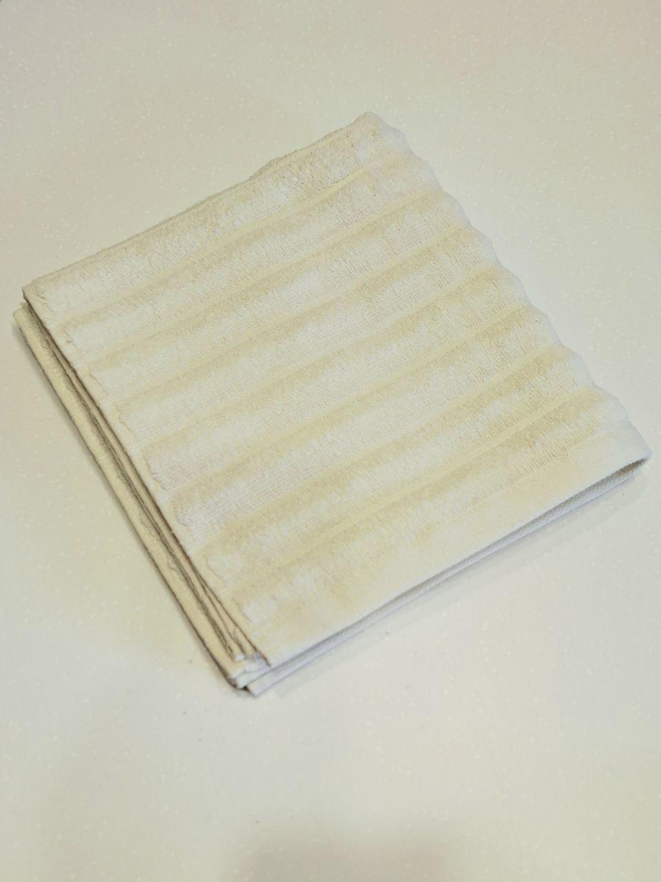 Полотенце для лица махровое Novitesse 50х100 см Кремовый (2057) Полотенце для лица махровое Novitesse 50х100 см Кремовый (2057)