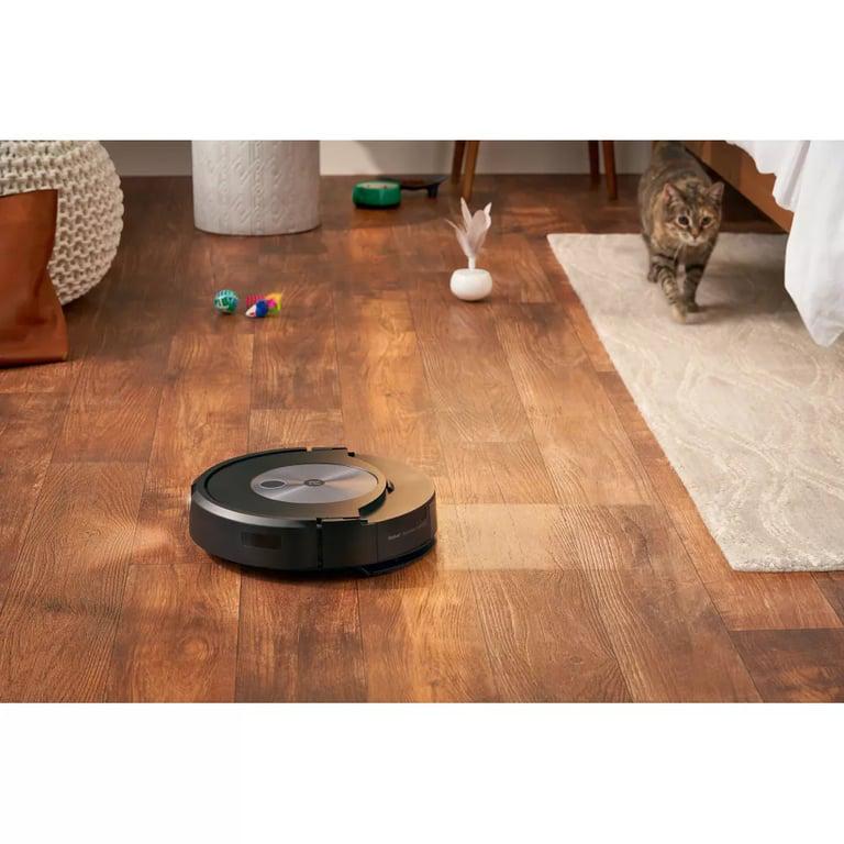 Робот-пилосос з вологим прибиранням iRobot Roomba Combo j7+ (512231) - фото 8 Робот-пилосос з вологим прибиранням iRobot Roomba Combo j7+ (512231) - фото 8
