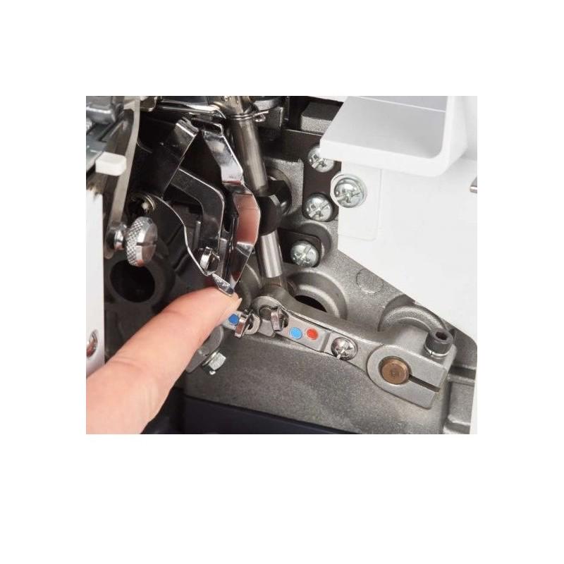 Оверлок Bernina Bernette FunLock B44 - фото 6
