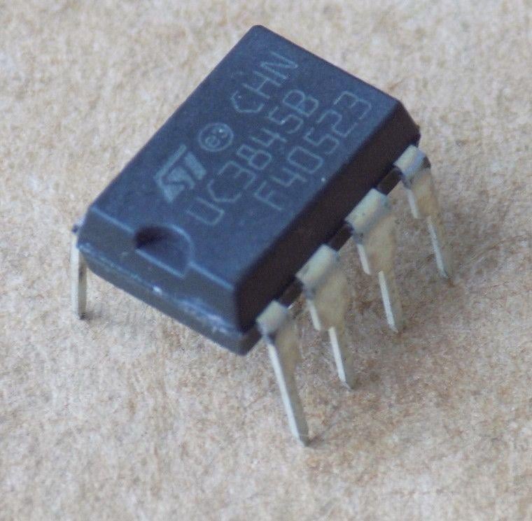 Микросхема UC3845B/DIP8 (30188)