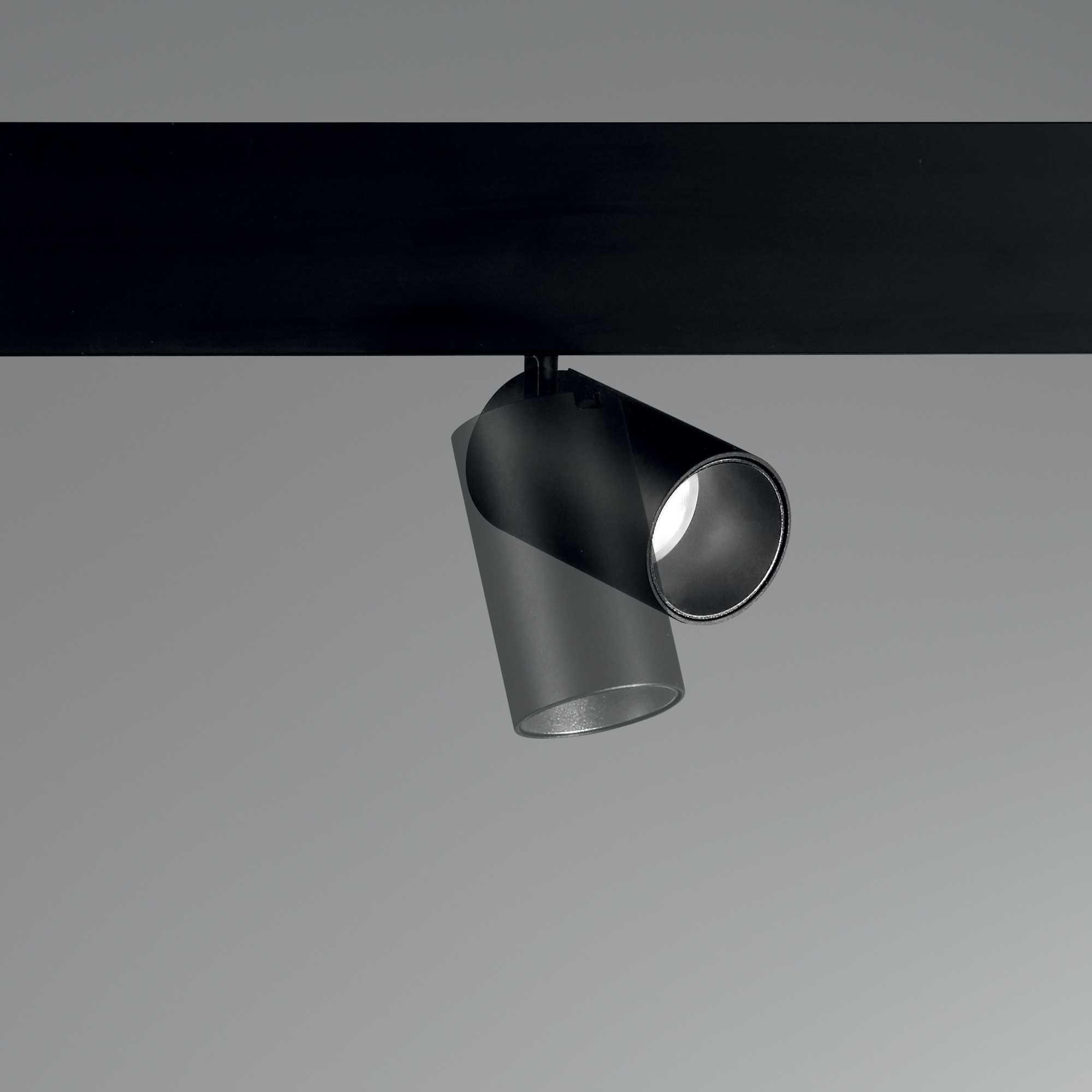 Светильник трековый Ideal Lux Ego Track Single 8 W 3000 K BK 257631 - фото 2 Светильник трековый Ideal Lux Ego Track Single 8 W 3000 K BK 257631 - фото 2