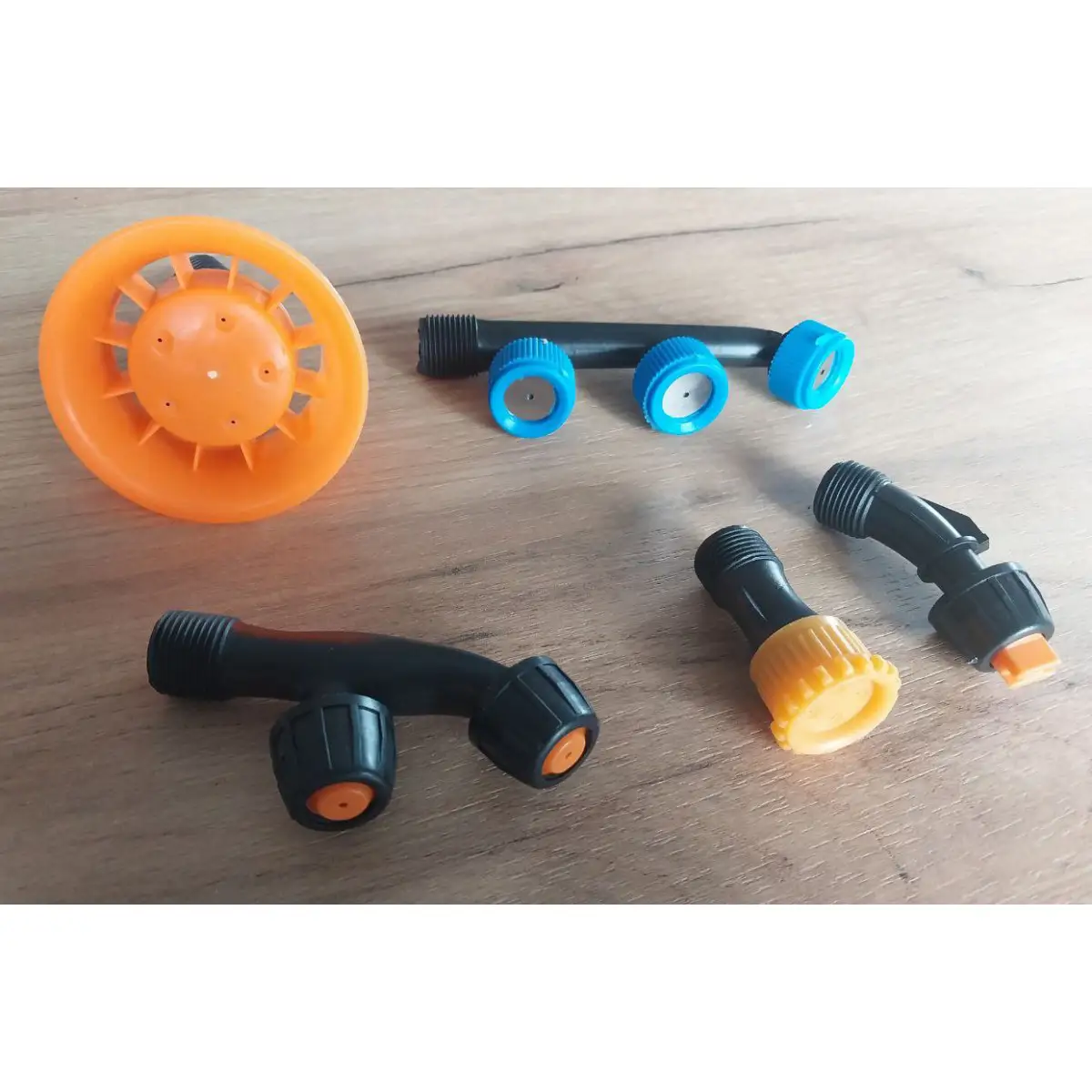 Опрыскиватель аккумуляторный Forte CL 16A (25309322) - фото 7 Опрыскиватель аккумуляторный Forte CL 16A (25309322) - фото 7