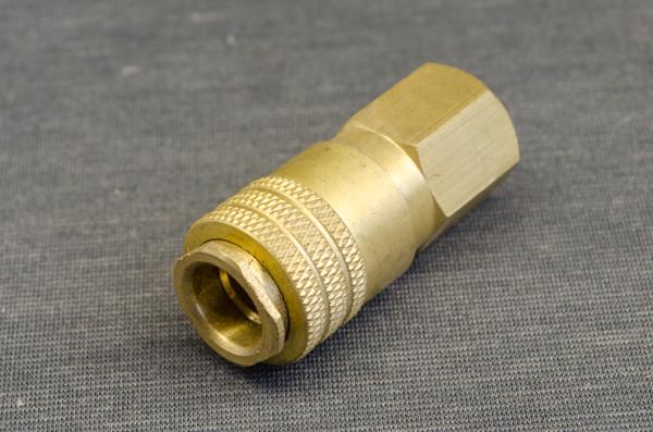 Соединитель для компрессора с внутренней резьбой 1/4 (1565)