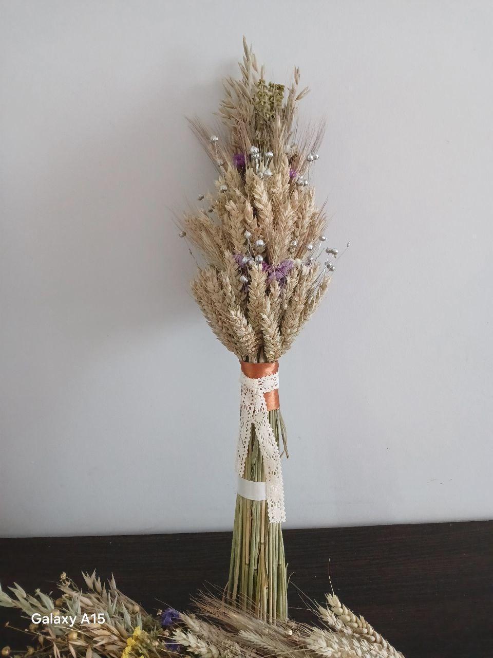 Дидух рождественский из колосья пшеницы/льна и овса 50-55 см с белой лентой (2822719487) - фото 4 Дидух рождественский из колосья пшеницы/льна и овса 50-55 см с белой лентой (2822719487) - фото 4