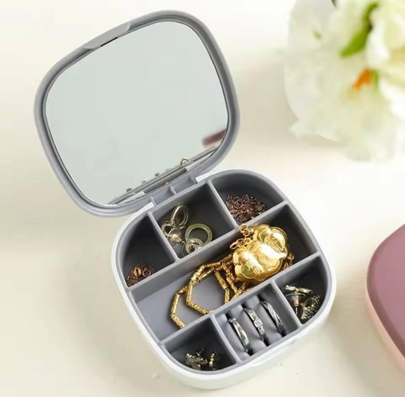 Шкатулка органайзер для украшений с зеркалом 10x10х3 см (fda1fe01)