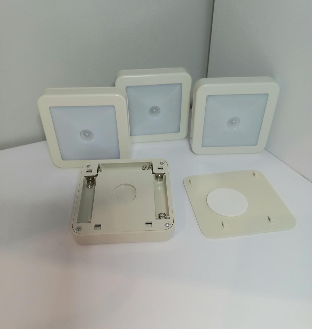 Лампа світлодіодна з датчиком руху на батарейках (2501018243) - фото 2 Лампа світлодіодна з датчиком руху на батарейках (2501018243) - фото 2