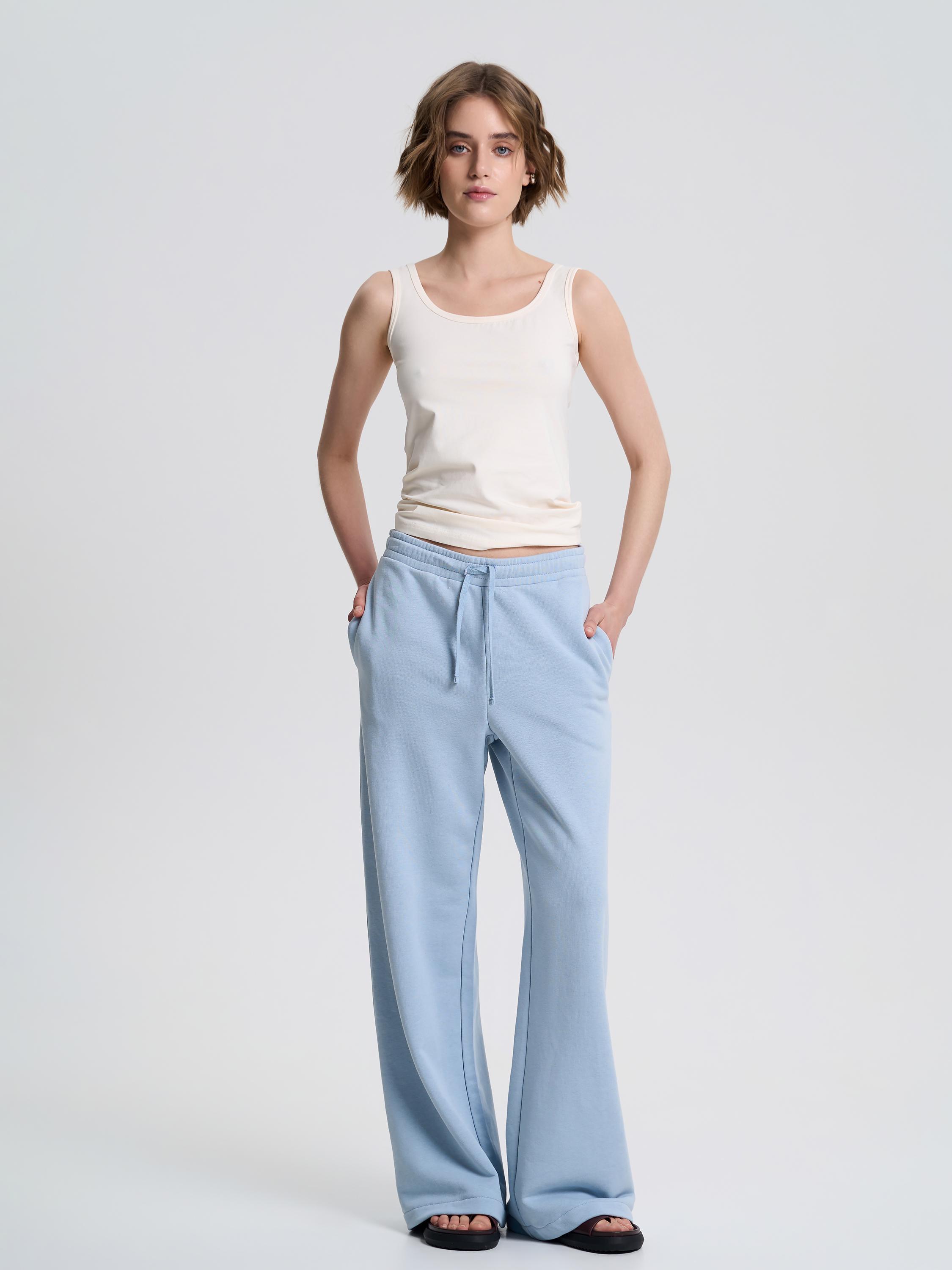 Майка женская на широких бретелях ROZA 200126 L Светло-бежевый (4824005715075) - фото 5 Майка женская на широких бретелях ROZA 200126 L Светло-бежевый (4824005715075) - фото 5