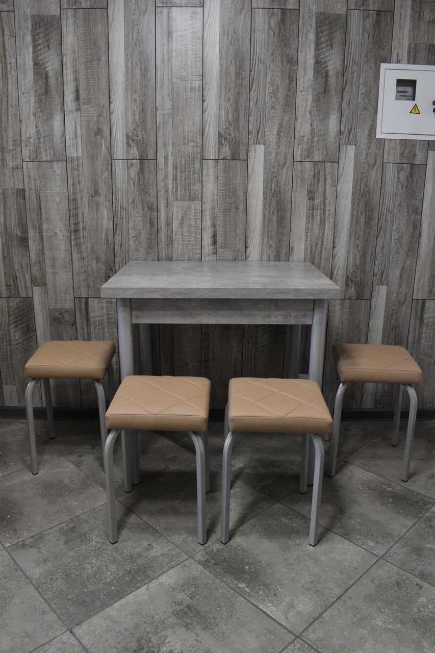 Кухонний комплект Оскар стіл розкладний/табурети 4 шт. Tutti Lux 60х80/80х120х75 см Бетон темний/Бежевий (28374983)