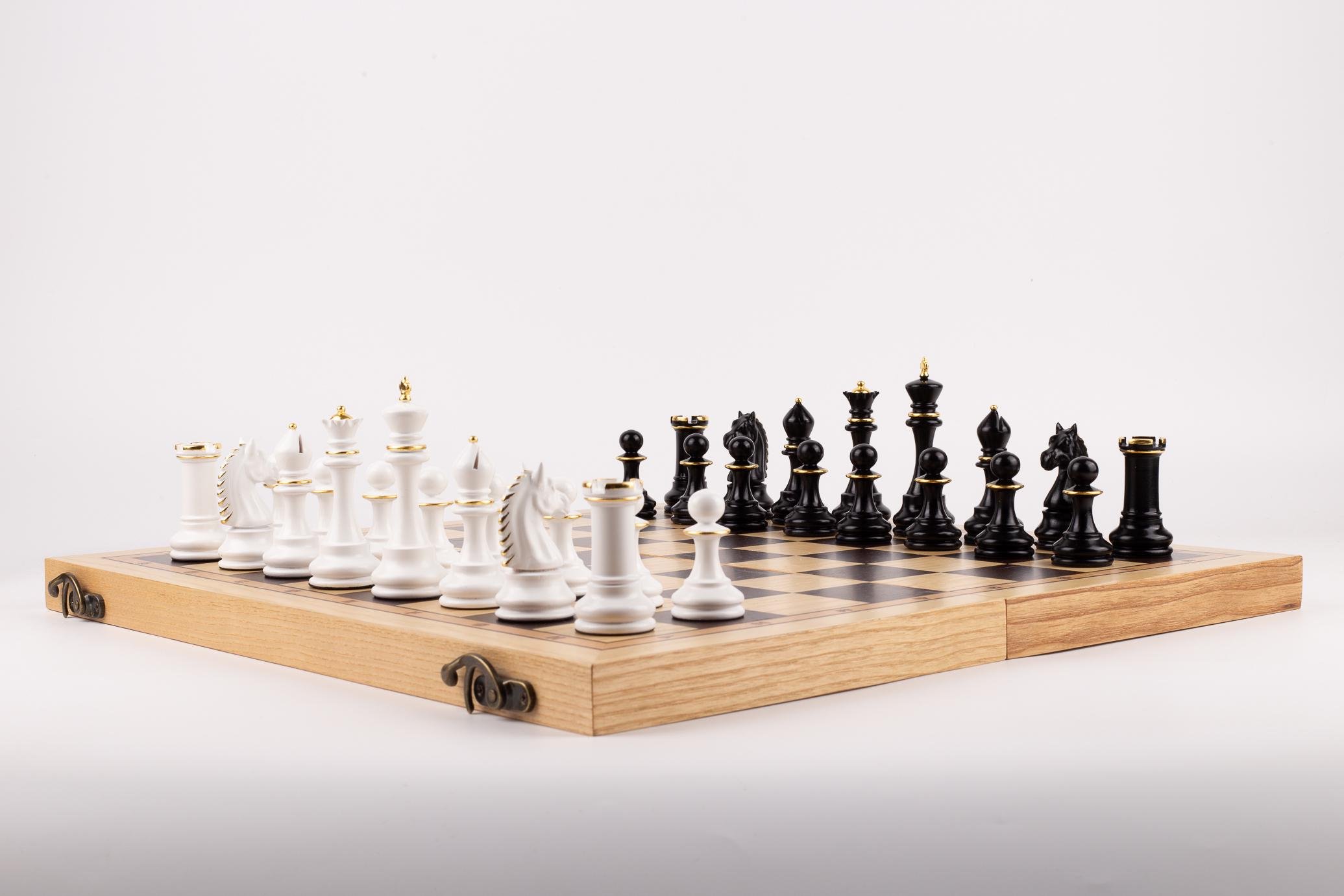 Шахматы настольные деревянные с позолотой (27852519)