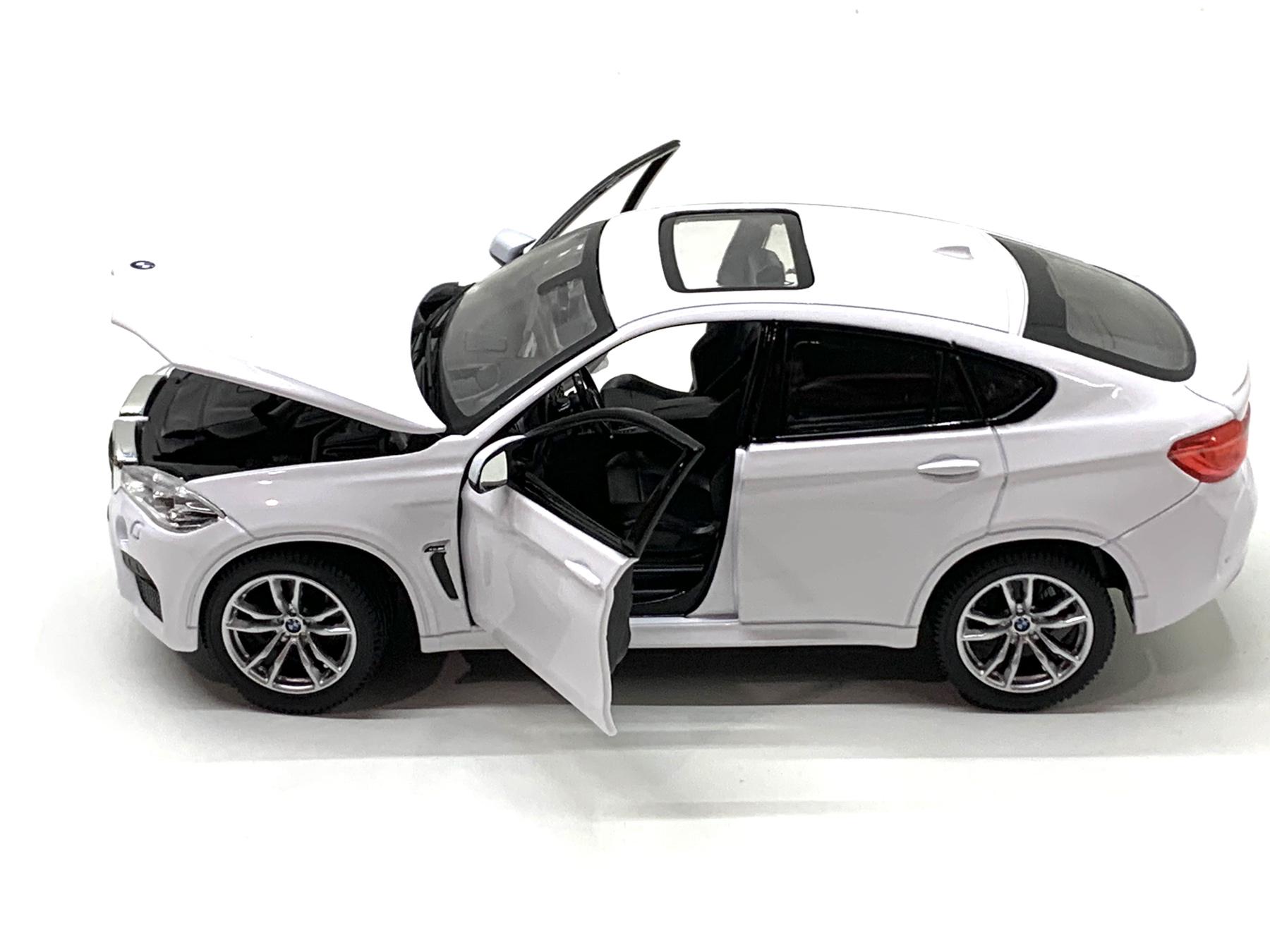 Машина Rastar BMW X6M 1:24 металопластик Білий (56600) - фото 6