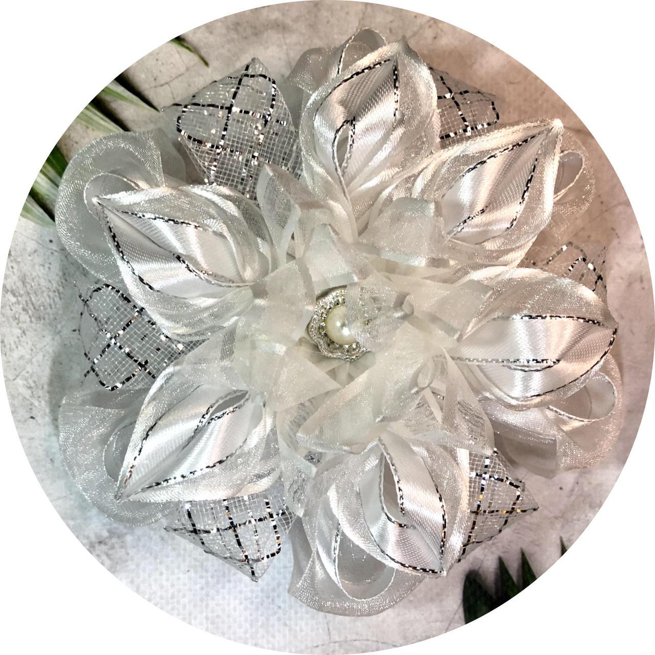 Бантик для волос детский на резинке D14 см Белый (10468)