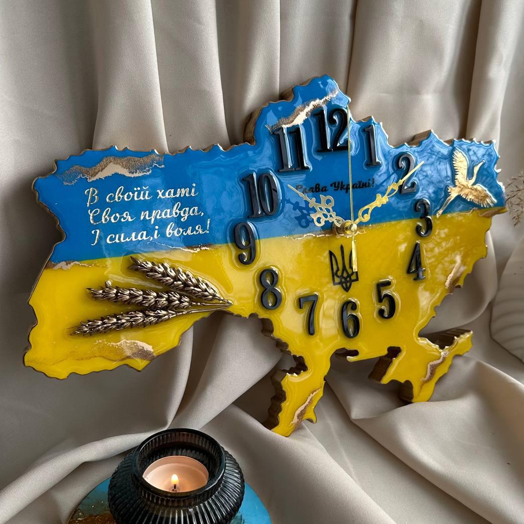 Часы настенные из эпоксидной смолы Карта Украины 40x27 см
