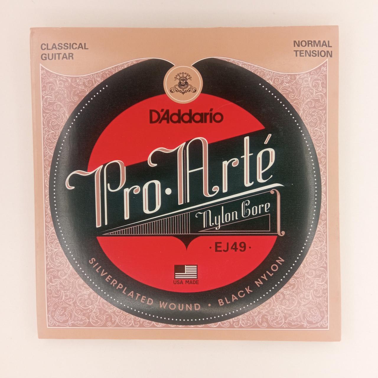 Струни для класичної гітари D'Addario Pro Arte EJ49 та 3 медіатори (1804937442)