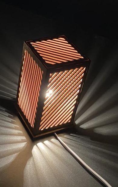 Нічник дерев'яний декоративний Лінія 22х11 см Горіх (SV-608)