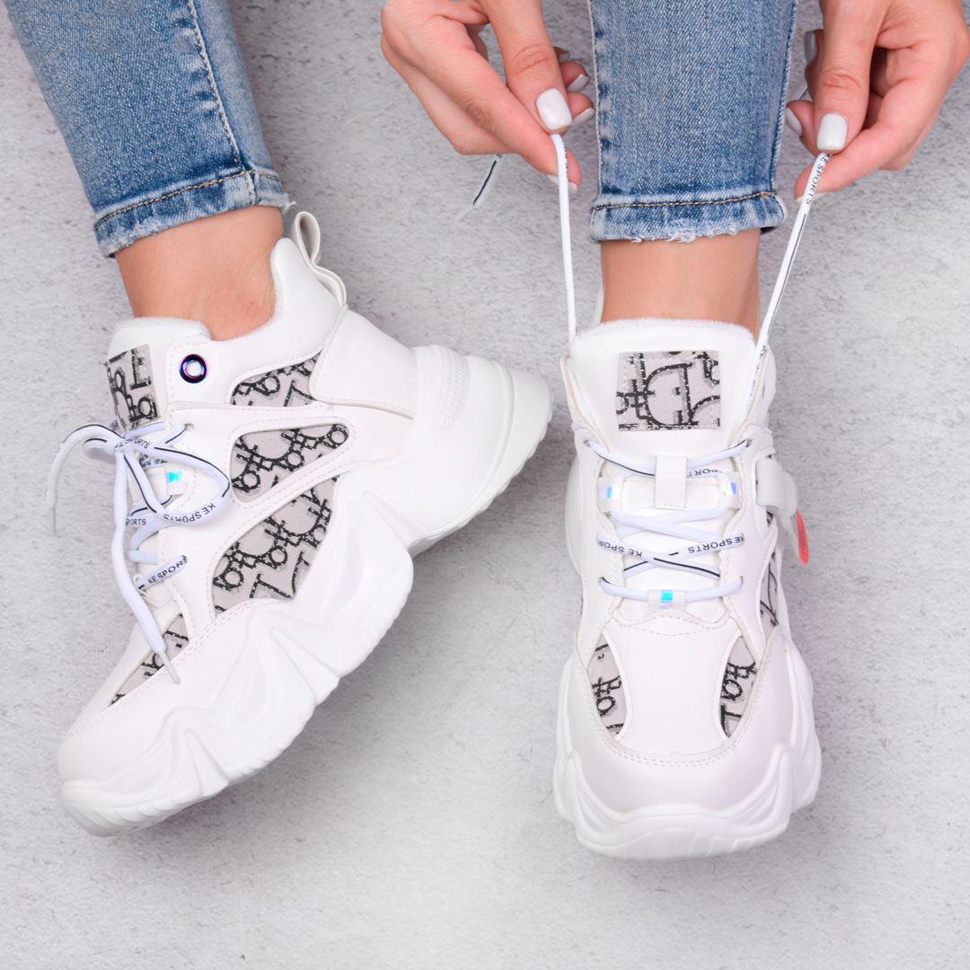 Кроссовки женские Fashion 332852 р. 39 24 см