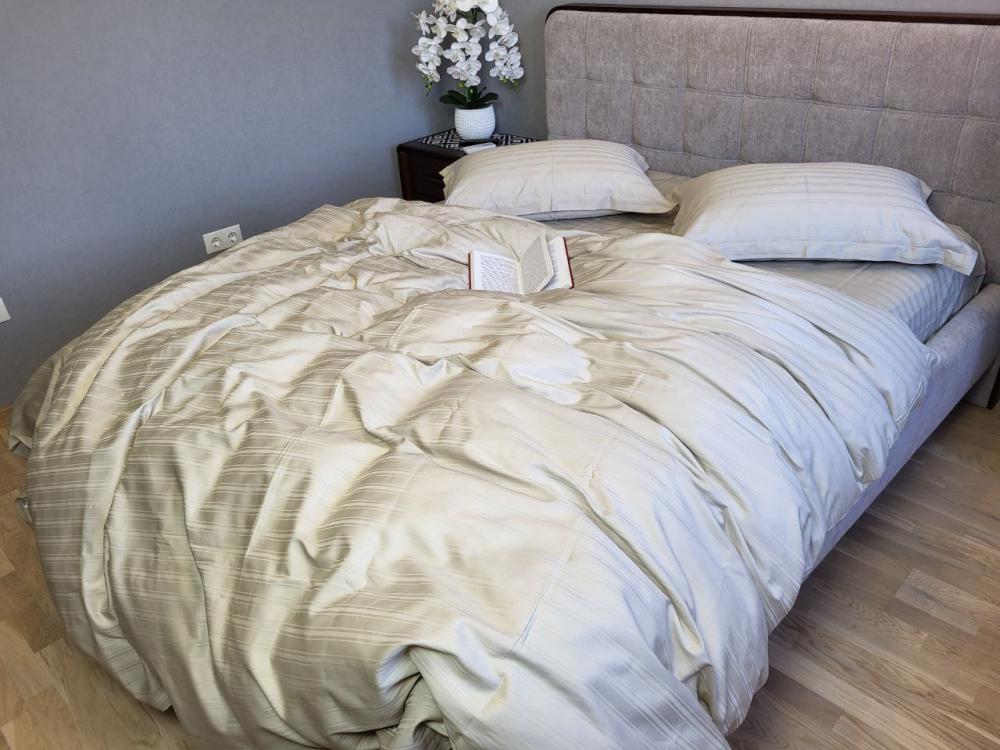 Комплект постельного белья Multi stripe двуспальный на резинке сатин Beige