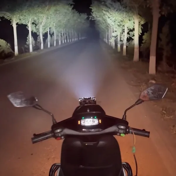 Светодиодный фонарик для мотоцикла (C01673) - фото 7