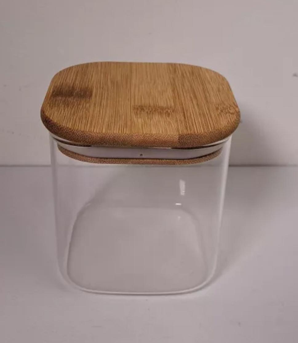 Ємність для сипучих продуктів Vittora VT-7308 з дерев'яною кришкою 800 мл (VT-7308) - фото 2 Ємність для сипучих продуктів Vittora VT-7308 з дерев'яною кришкою 800 мл (VT-7308) - фото 2