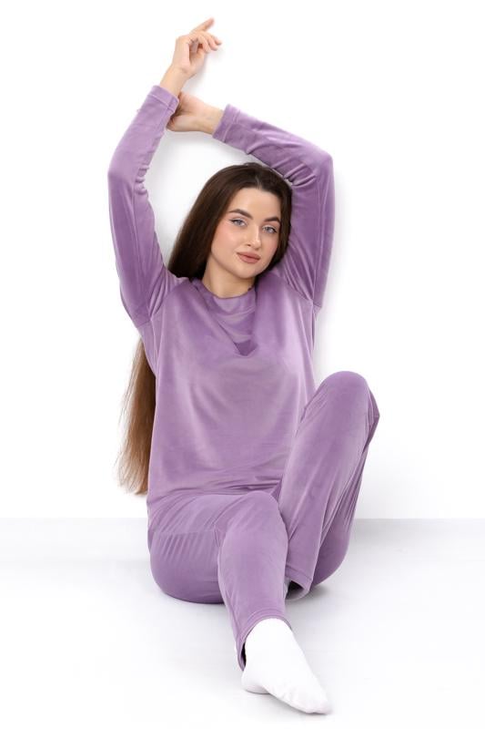 Піжама велюрова жіноча кофта та штани однотонна Носи Своє р. 50 Бузковий (8162-030) - фото 2 Піжама велюрова жіноча кофта та штани однотонна Носи Своє р. 50 Бузковий (8162-030) - фото 2