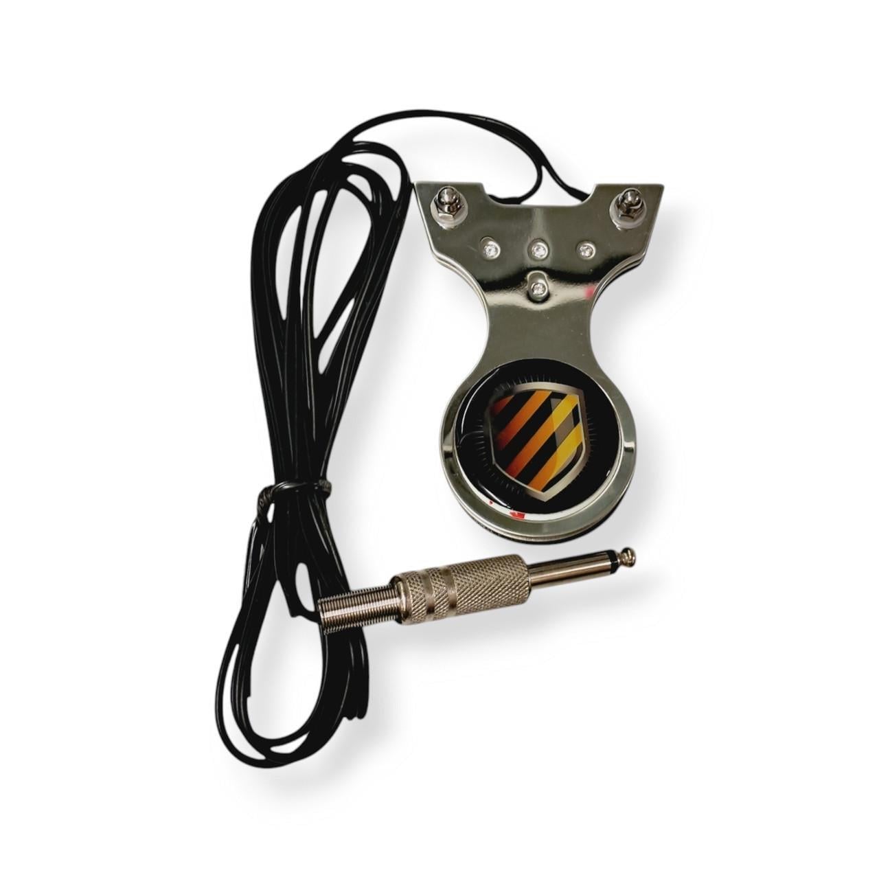 Педаль для татуальной машинки стальная фигурная с пластиковой наклейкой с рисунком и 4 белыми камешками (FS3032C)