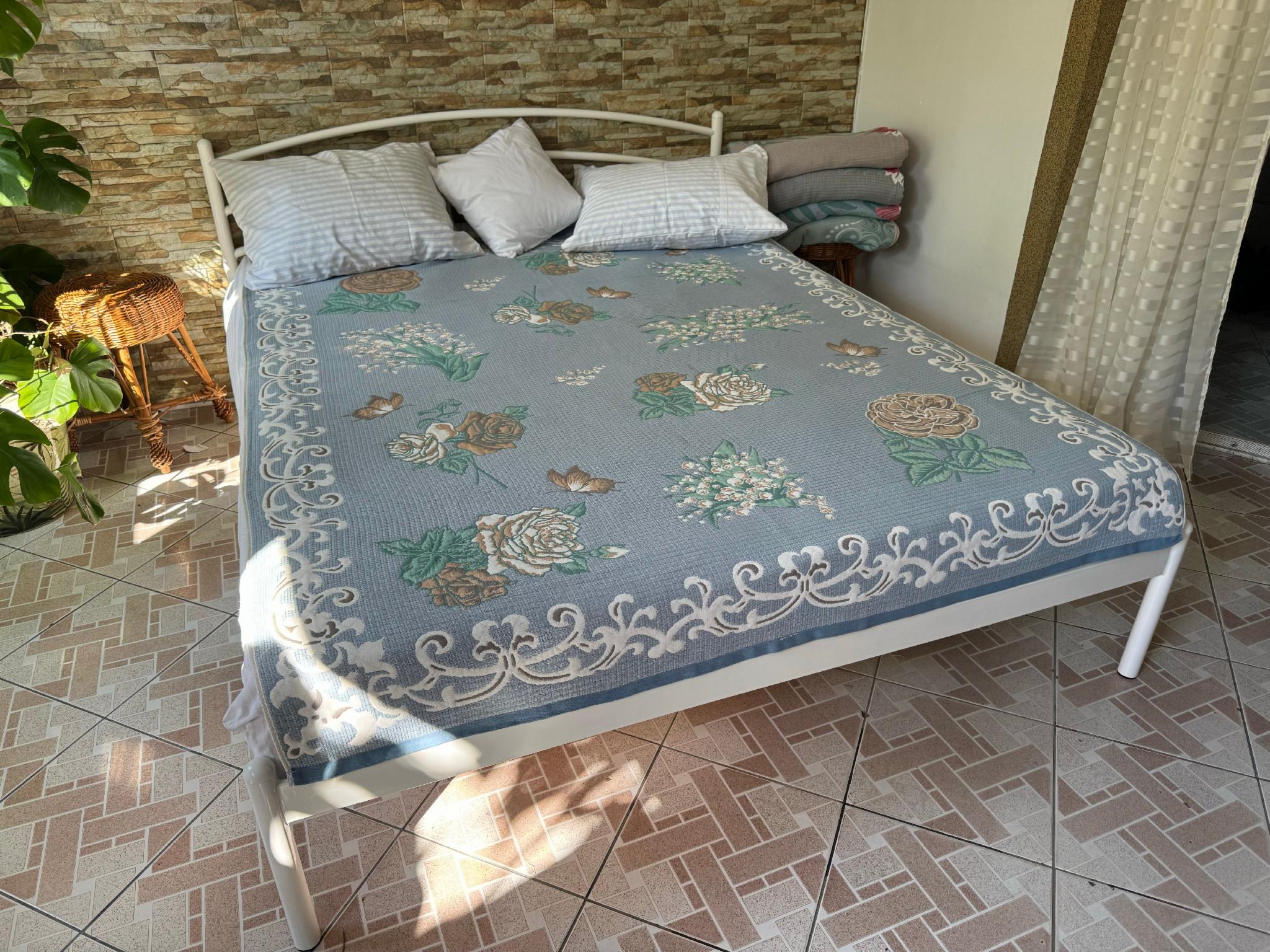 Простынь из льна Цветочки полуторный 150х200 см Синий (L5518-C/WP/x150)