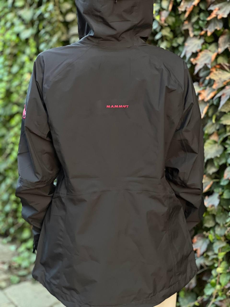 Куртка трекінгова жіноча Mammut Wenaha Gore-tex туристична на мембрані XS Чорний (11711172) - фото 6 Куртка трекінгова жіноча Mammut Wenaha Gore-tex туристична на мембрані XS Чорний (11711172) - фото 6