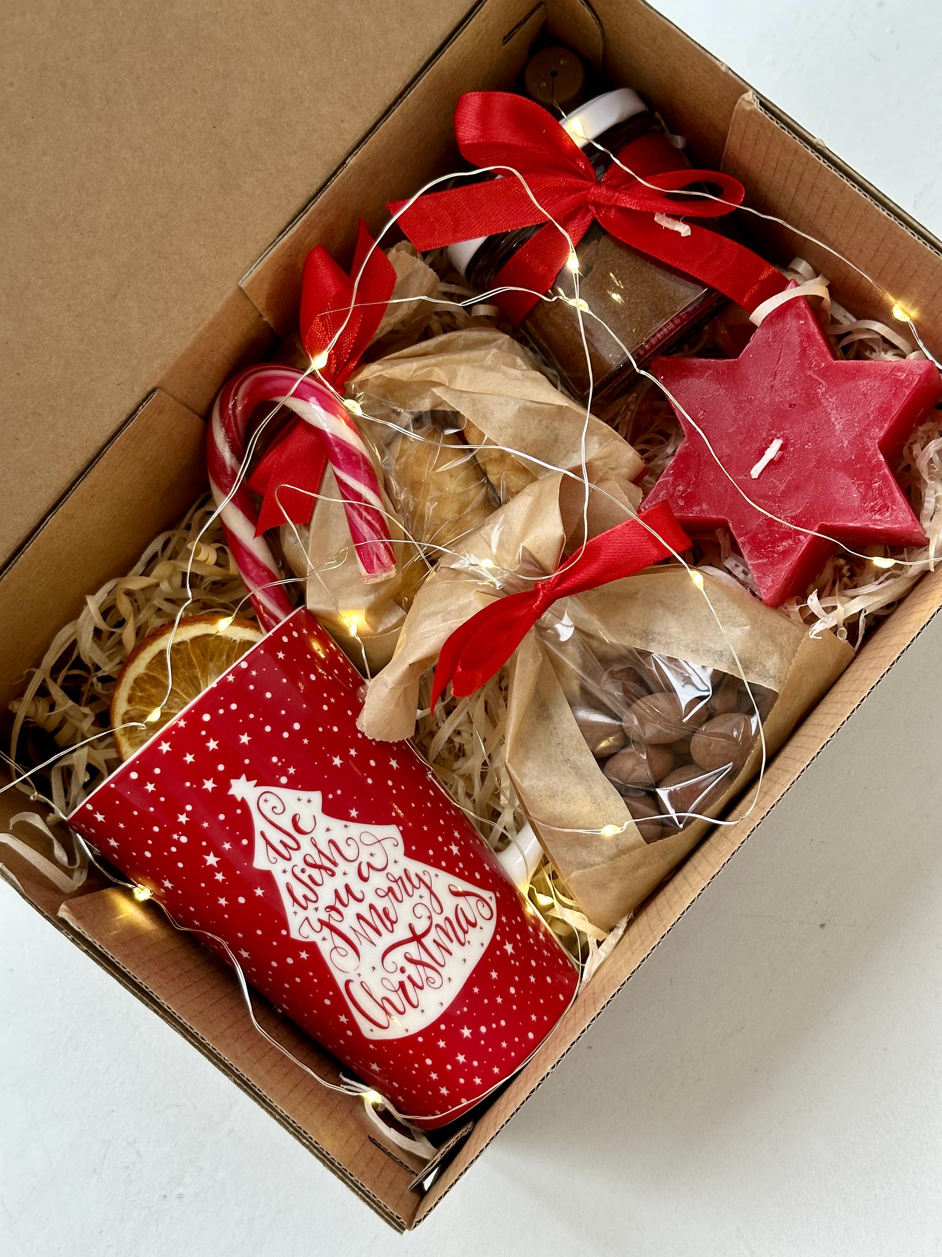 Набір новорічний з ароматною кавою та смаколиками (13530704) - фото 9 Набір новорічний з ароматною кавою та смаколиками (13530704) - фото 9