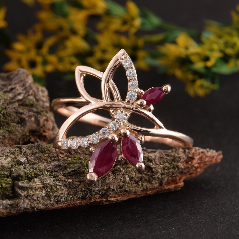 Кільце з червоного золота з рубінами (2248164901)