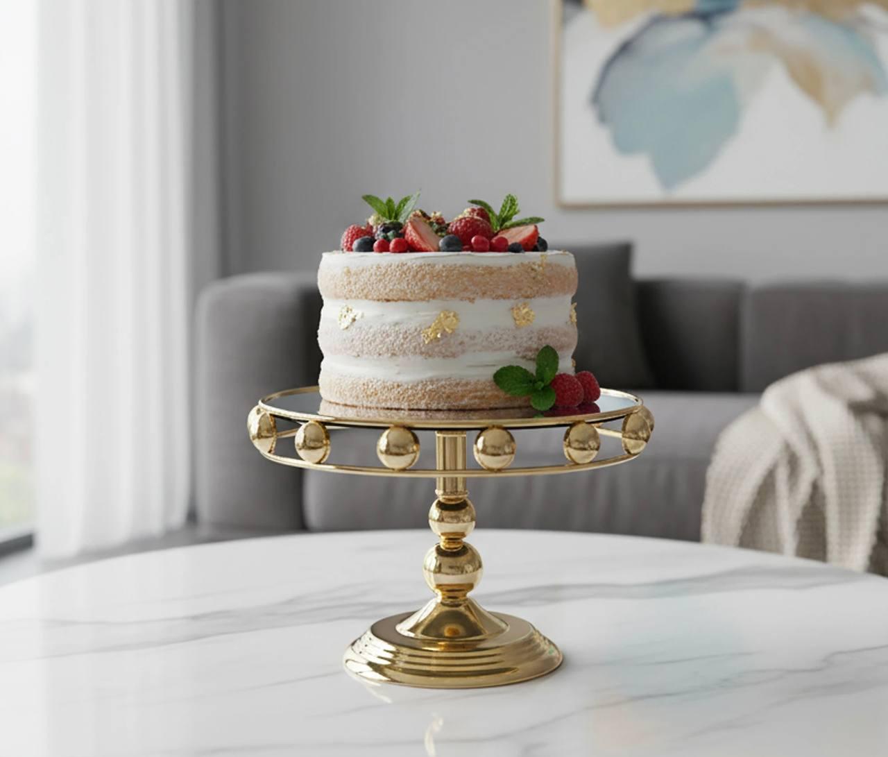 Блюдо тортовница на ножке металлическая с зеркальной основой 30х21 см Золотая (S69a)