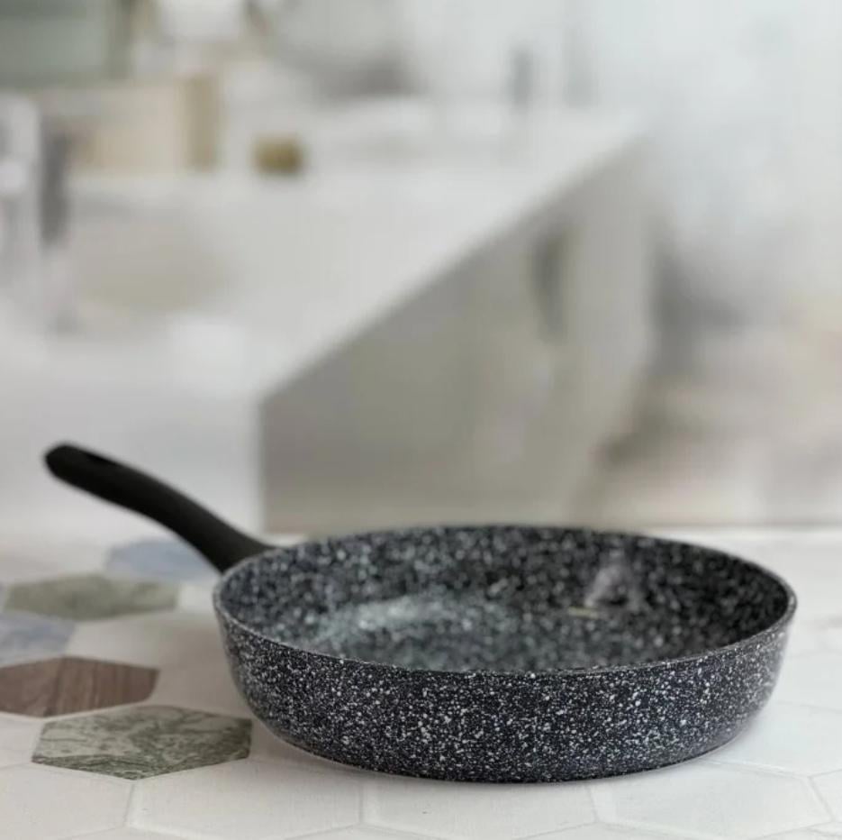 Сковорода Edenberg с антипригарным гранитным покрытием 26 см (EB-3434) - фото 7 Сковорода Edenberg с антипригарным гранитным покрытием 26 см (EB-3434) - фото 7