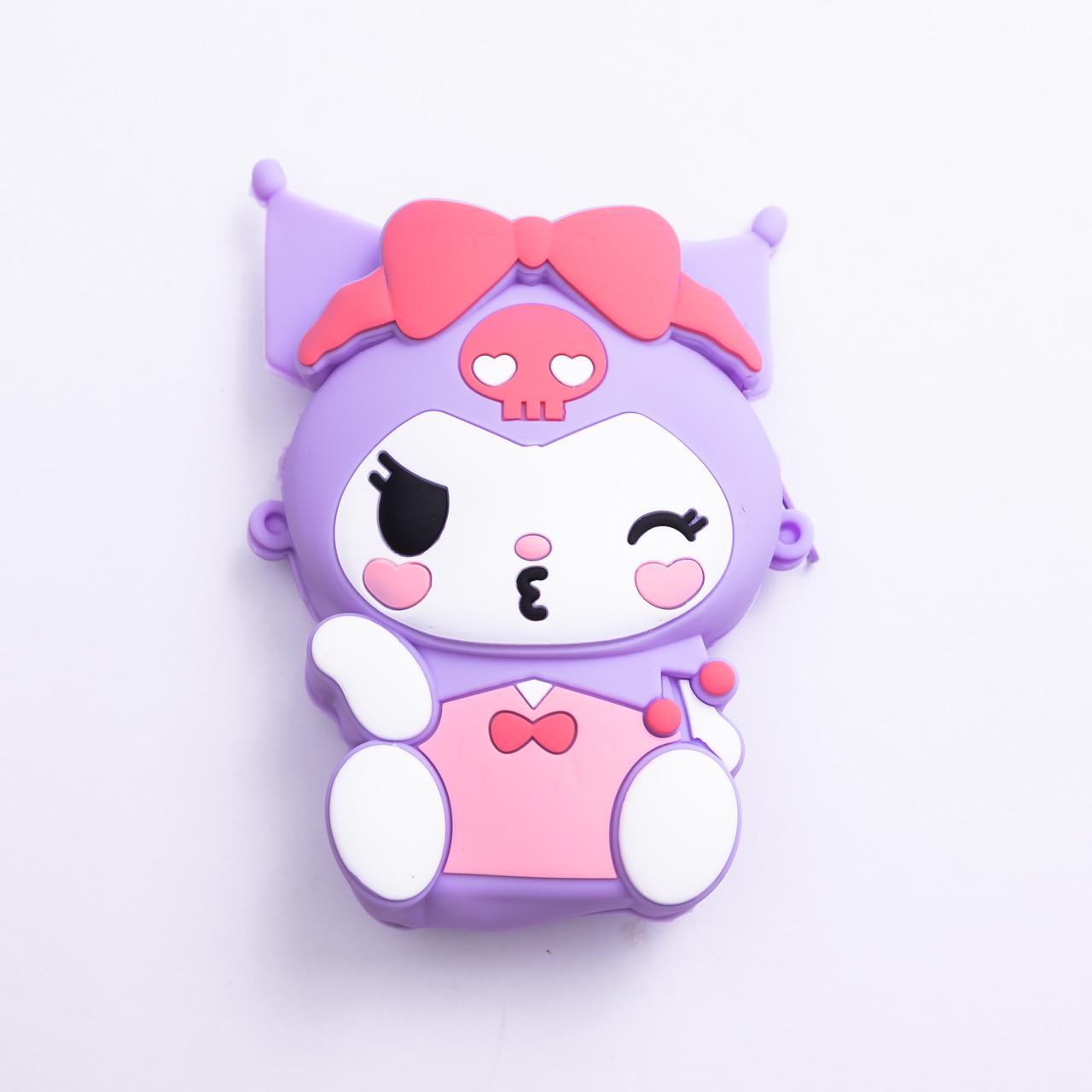 Детская сумочка Kuromi силиконовая на молнии 15х10х3 см Сиреневый (HP-55-6V) - фото 2 Детская сумочка Kuromi силиконовая на молнии 15х10х3 см Сиреневый (HP-55-6V) - фото 2