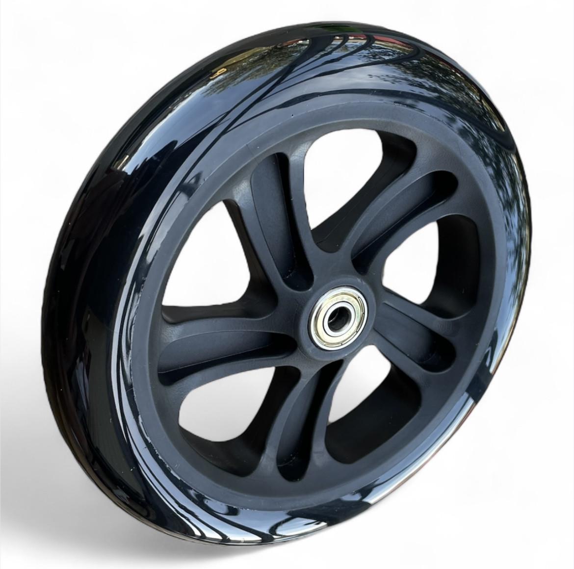 Колесо для самоката PU з підшипниками 608 180х30 мм Чорний Колесо для самоката PU з підшипниками 608 180х30 мм Чорний