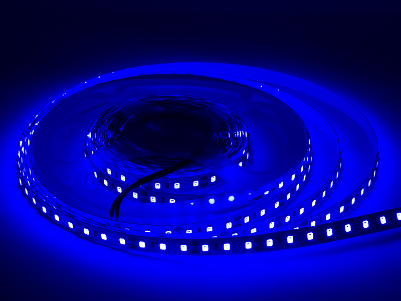 Светодиодная лента LED UA 2835 120 LED 8 мм 12 В IP20 9,6 Вт/м 22 Лм/LED Синий (4068)