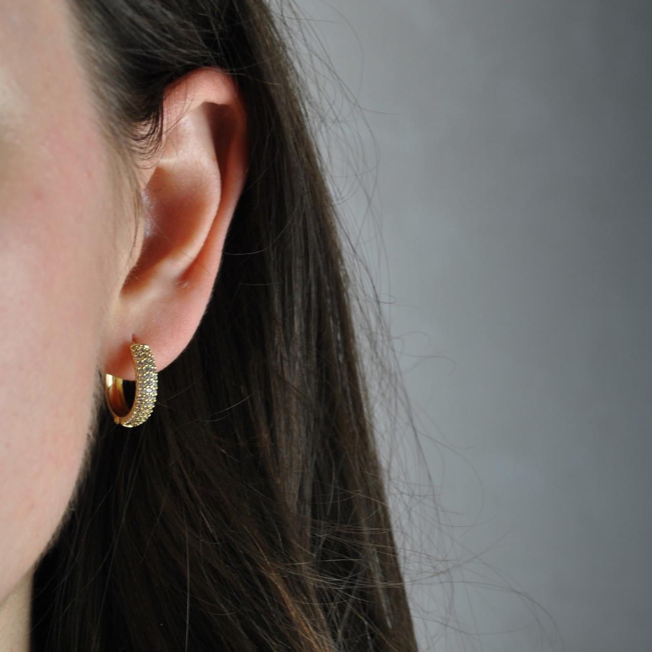 Сережки кольца с фианитами медицинская сталь позолота (x166-3) - фото 2 Сережки кольца с фианитами медицинская сталь позолота (x166-3) - фото 2