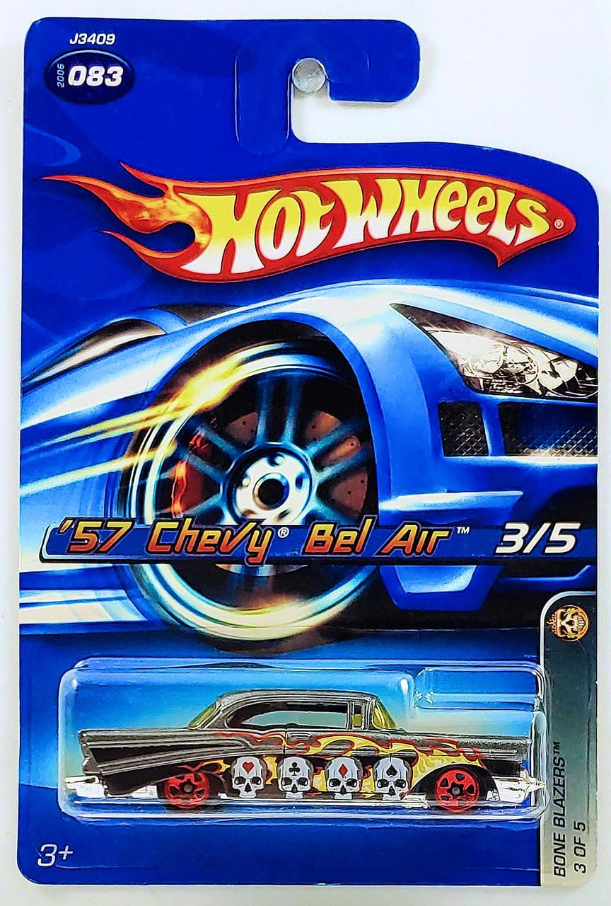 Игрушечная машинка Hot Wheels 57 Chevy Bel Air 2006 Bone Blazers №083 Hood Opens (J3409)