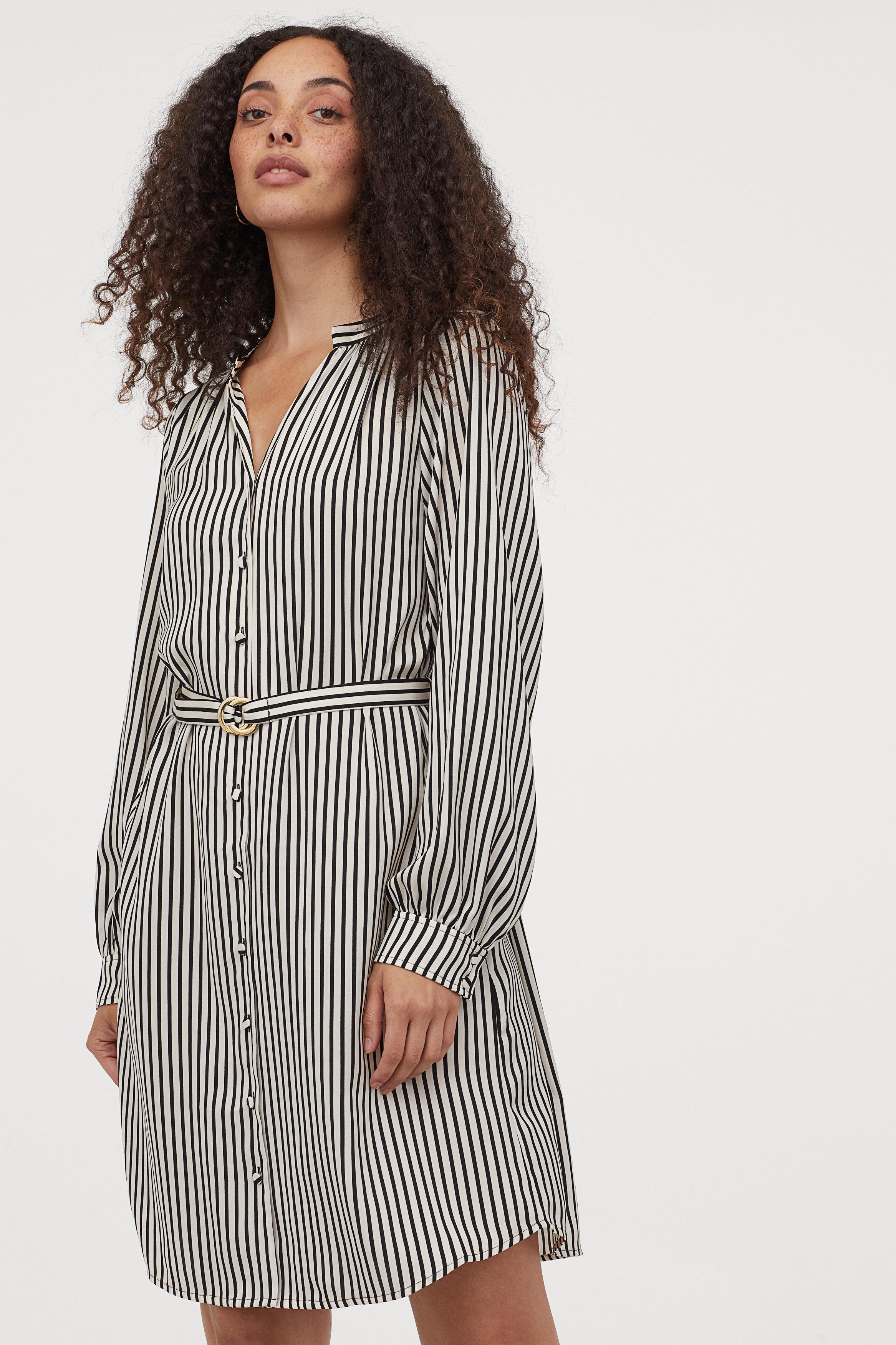 Платье H&M XS Бежевый (890453b16)