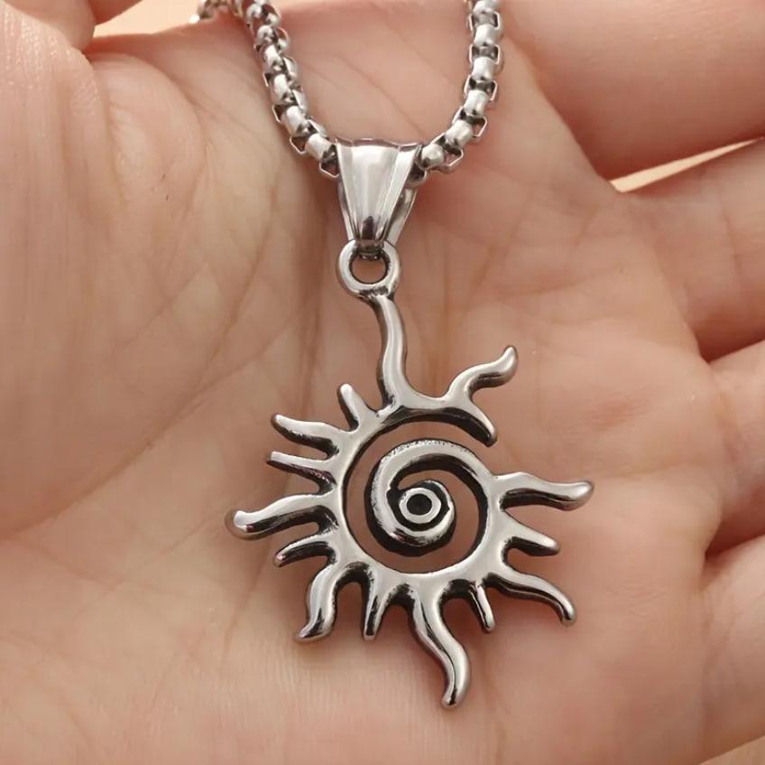 Кулон Солнце в скандинавском стиле на цепочке3х2,5 см (28349450) - фото 5 Кулон Солнце в скандинавском стиле на цепочке3х2,5 см (28349450) - фото 5