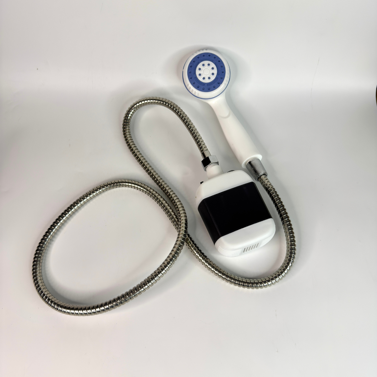 Туристический душ на аккумуляторе TR-281 с зарядкой USB с помпой/металлический шланг